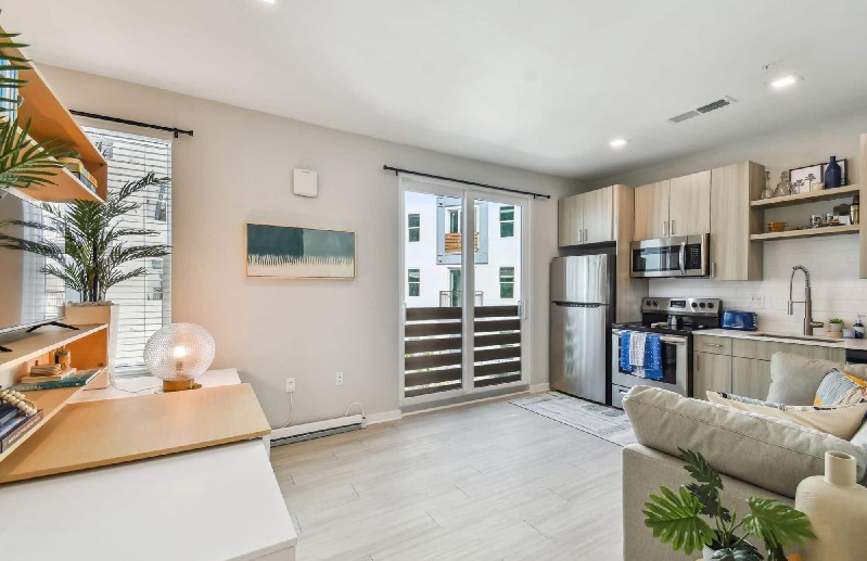 Choosing a ceiling for a small space